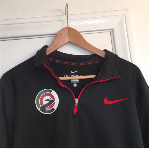 Nike Therma-Fit Quarter Zip Pullover Sweatshirt - Picture 3 of 6